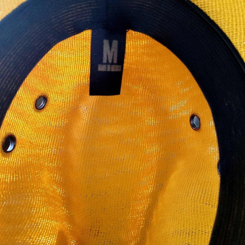 Hat - Picture 4 of 6
